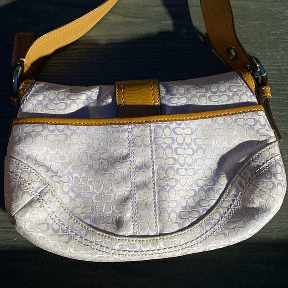 COACH PURSE - Picture 9 of 15